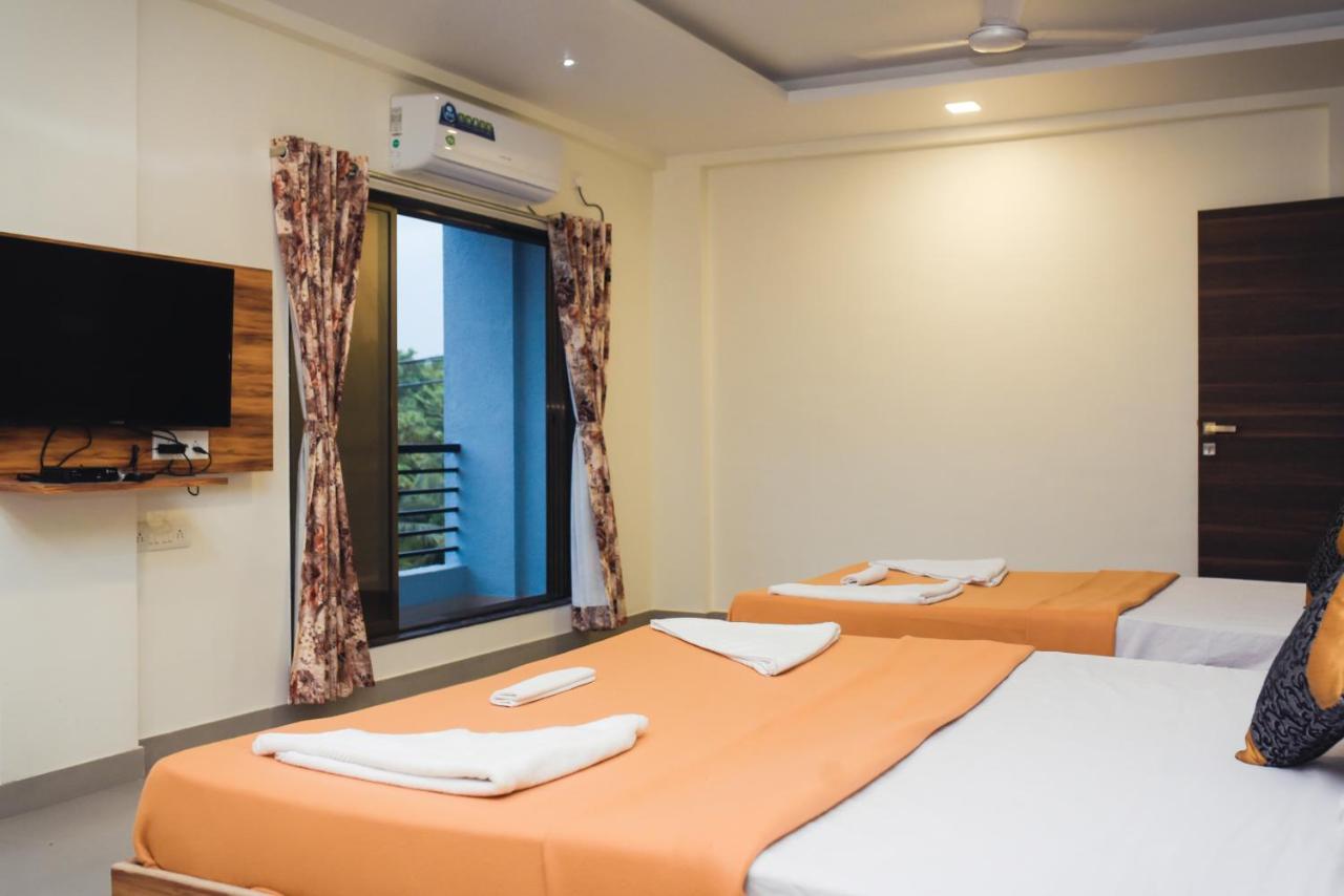 Lotus Hotel Nagaon Beach Alibag Exterior photo